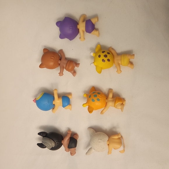 Twozies set of 7 figures - Picture 2 of 5